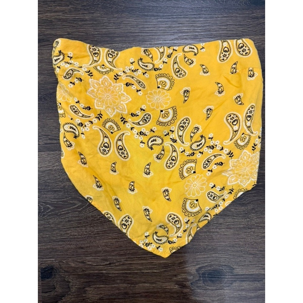 Hollister California yellow bandana-print top in size Small Western|Y2k